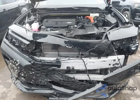 2025 Toyota Crown Signia Xle z USA, uszkodzony, nr VIN JTDACAAJ4S3026675